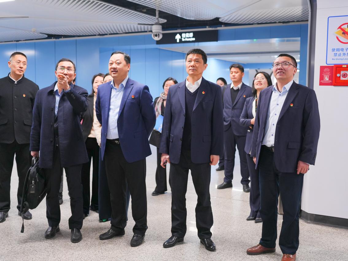 6.地鐵換位跑1